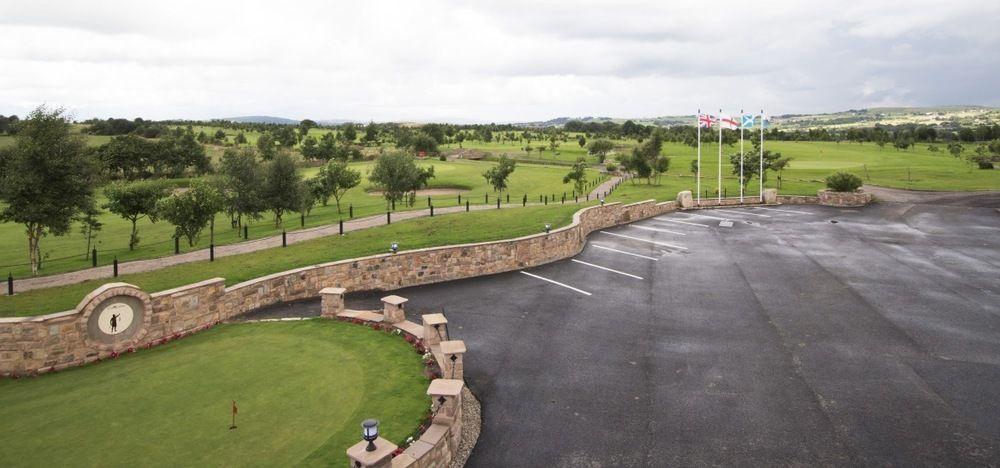 Oak Royal Hotel, Golf And Country Club Chorley  Exterior photo
